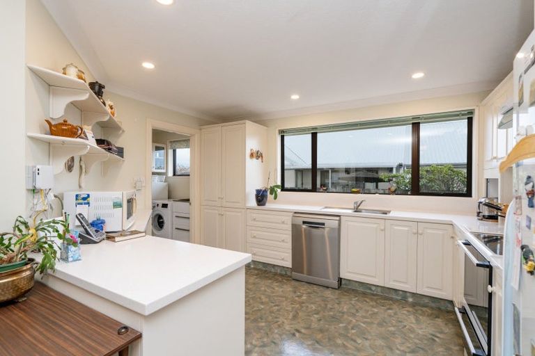 Photo of property in 28 Craig Street, Waikiwi, Invercargill, 9810