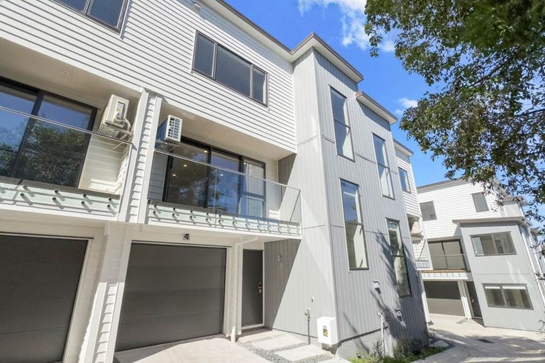 Photo of property in 3/205 Sunnynook Road, Wairau Valley, Auckland, 0627