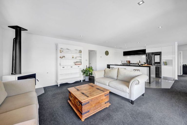 Photo of property in 8 Impact Avenue, Bell Block, New Plymouth, 4312