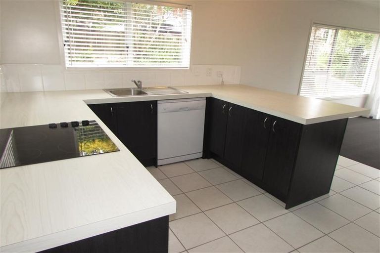 Photo of property in 1/148 Glamorgan Drive, Torbay, Auckland, 0630