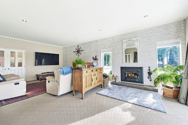 Photo of property in 74 Stott Drive, Darfield, 7571