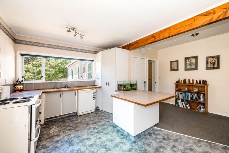 Photo of property in 98 Kiwi Road, Raumati Beach, Paraparaumu, 5032
