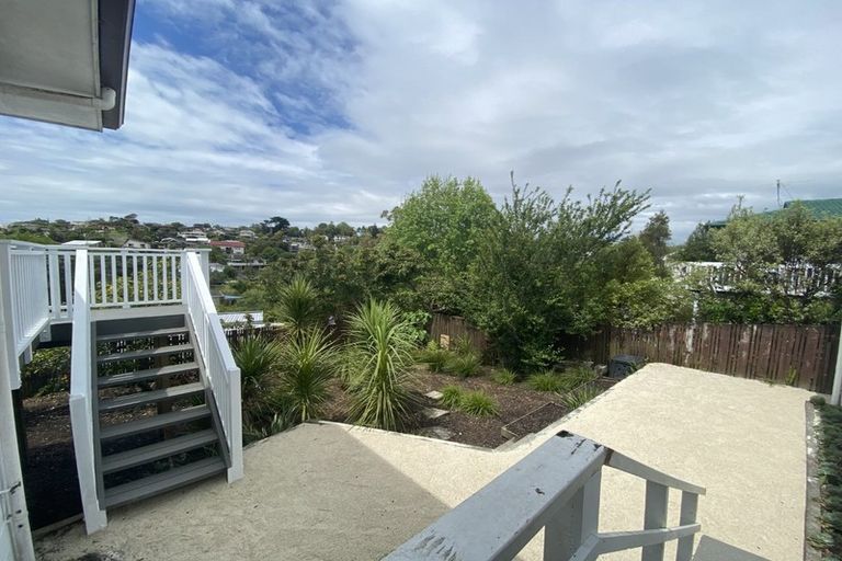 Photo of property in 8 John Downs Drive, Browns Bay, Auckland, 0630