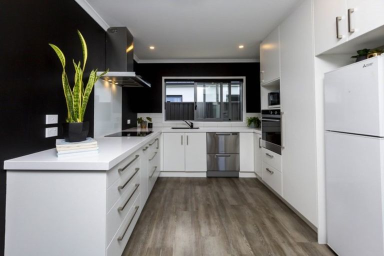 Photo of property in 9 Pattullo Crescent, Wallaceville, Upper Hutt, 5018