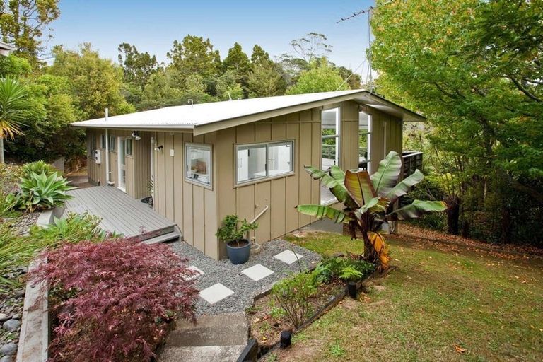 Photo of property in 79 Stott Avenue, Birkdale, Auckland, 0626
