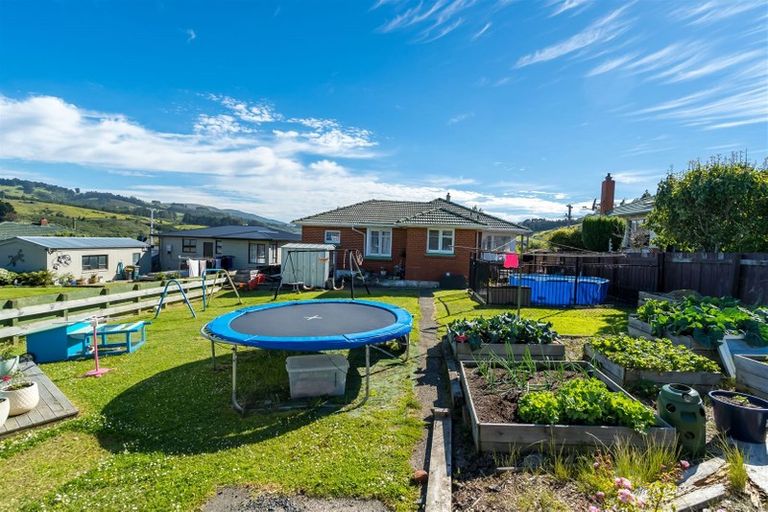 Photo of property in 33 Koremata Street, Green Island, Dunedin, 9018