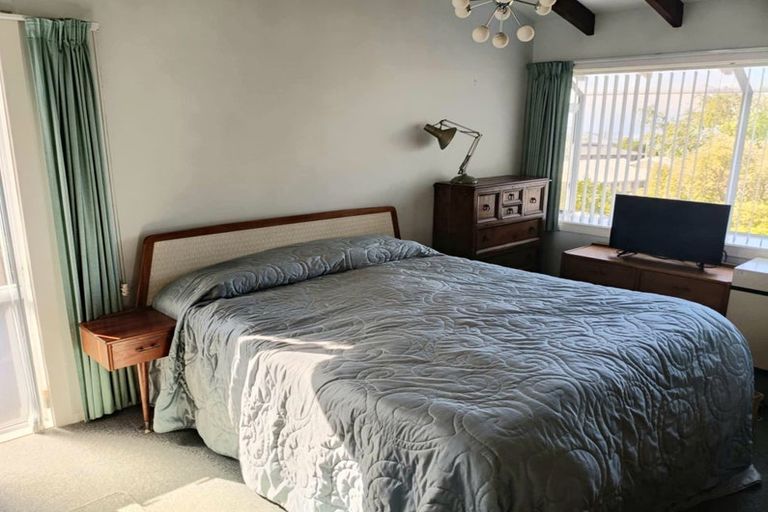 Photo of property in 256 Mount Pleasant Road, Mount Pleasant, Christchurch, 8081