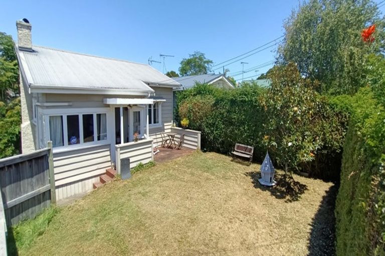 Photo of property in 47 Heretaunga Avenue, Onehunga, Auckland, 1061