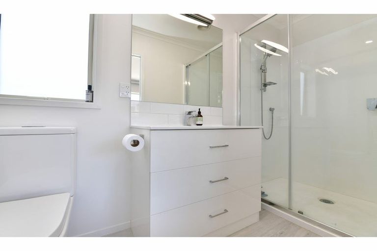 Photo of property in 19a Forest Glen, Orewa, 0931