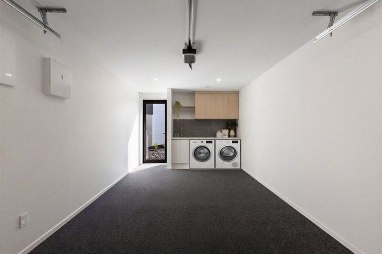 Photo of property in 1/6a View Road, Papakura, 2110
