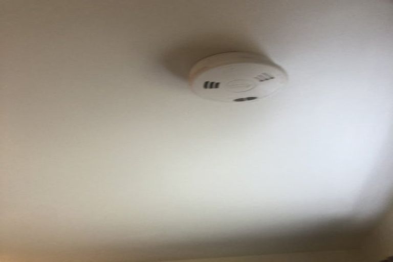 Photo of property in 2/39 Bayview Road, Bayview, Auckland, 0629