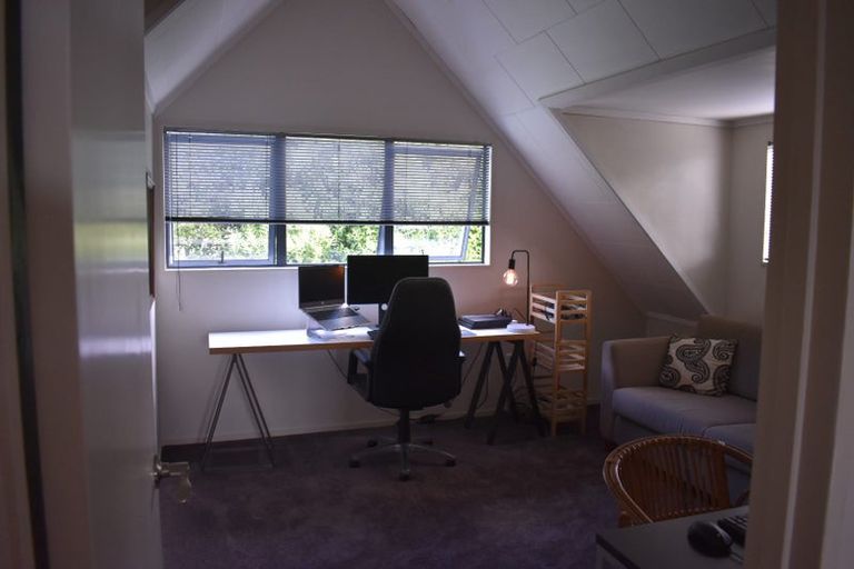 Photo of property in 3/296 Sunset Road, Windsor Park, Auckland, 0632