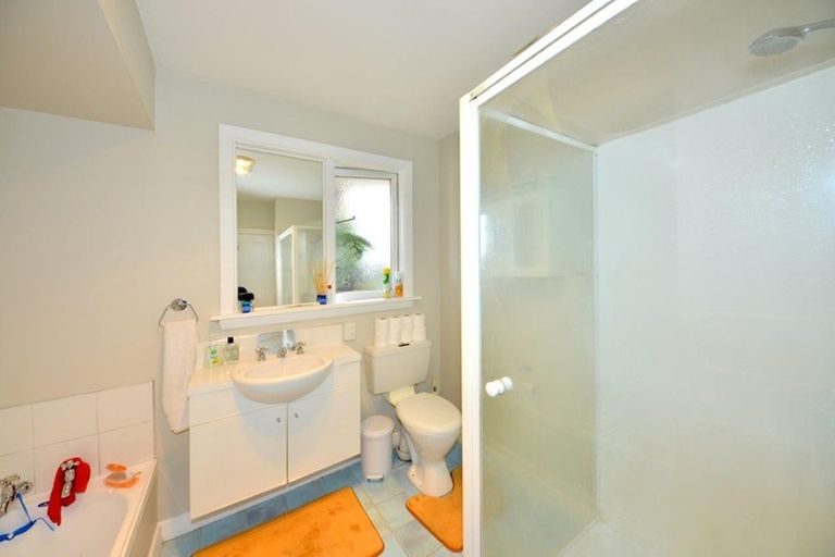 Photo of property in 76 Northcote Road, Northcote, Christchurch, 8052