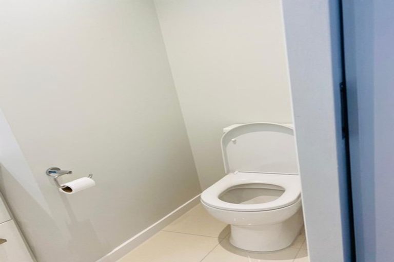 Photo of property in 67 Beach Road, Pahurehure, Papakura, 2113