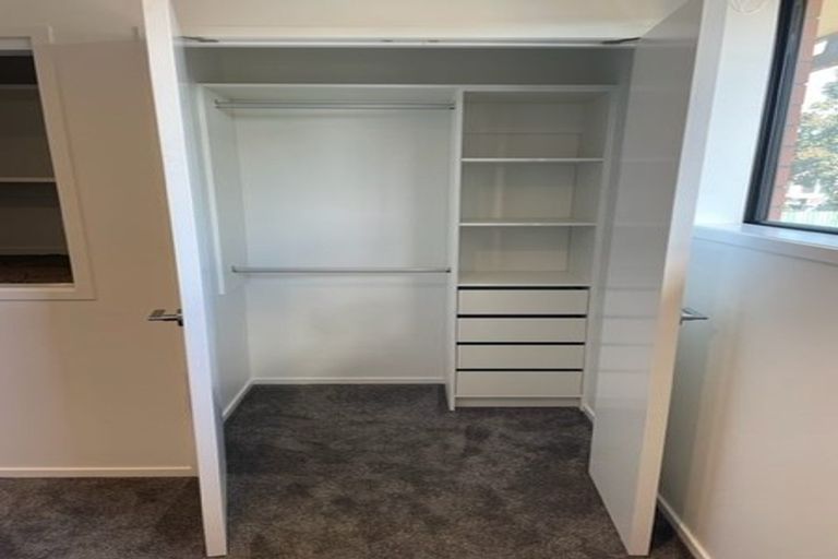 Photo of property in 6/10 Yeovil Road, Te Atatu Peninsula, Auckland, 0610