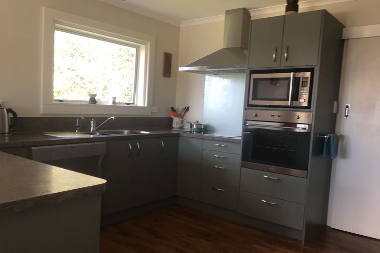 Photo of property in 77 Mill Road, Waimate, 7924