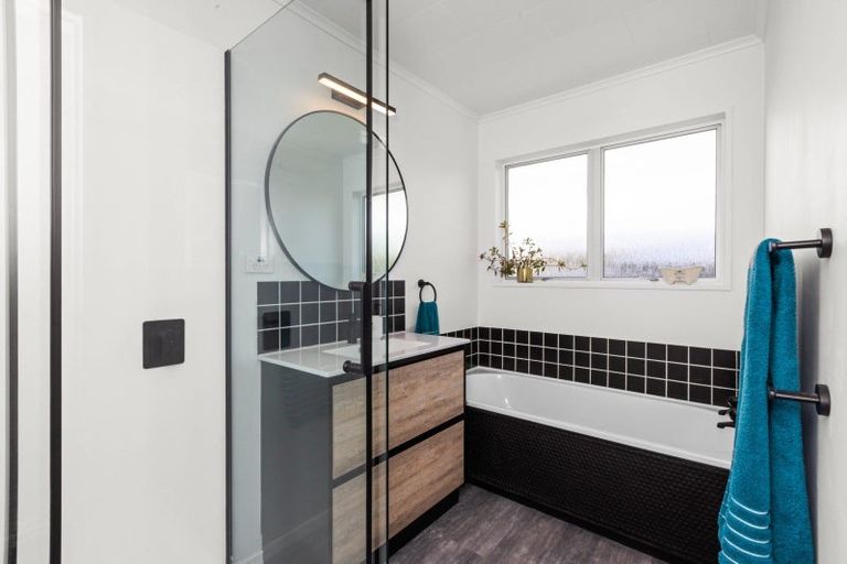 Photo of property in 135 Westminster Avenue, Tamatea, Napier, 4112