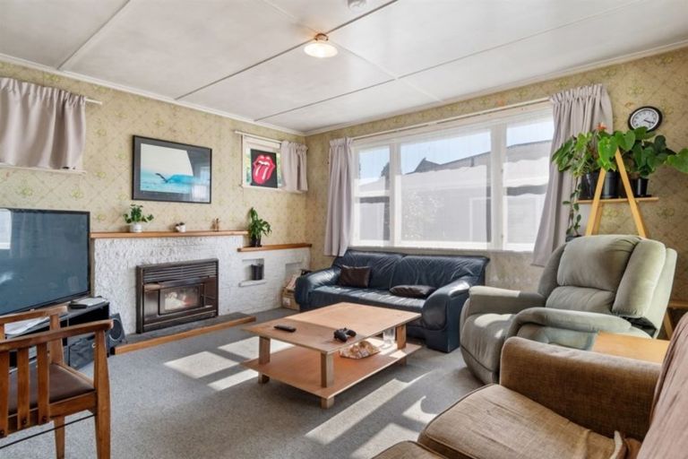 Photo of property in 21 Millers Road, Brookfield, Tauranga, 3110
