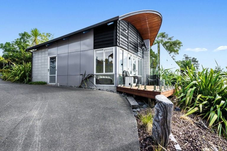 Photo of property in 30 Pohutukawa Road, Whenuapai, Auckland, 0618