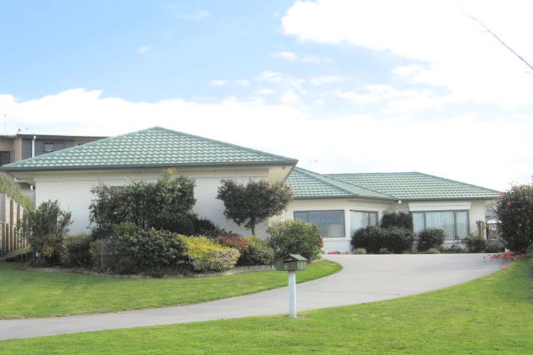 Photo of property in 6 Berkeley Grove, Bethlehem, Tauranga, 3110
