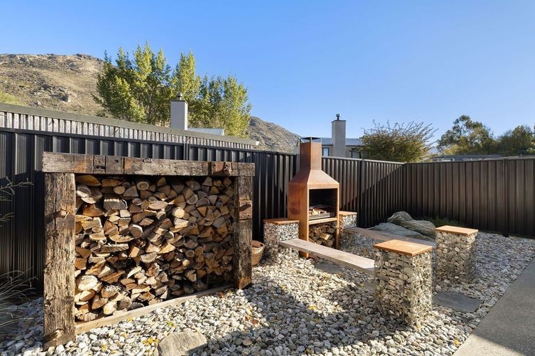 Photo of property in 23b Kawarau Place, Frankton, Queenstown, 9300