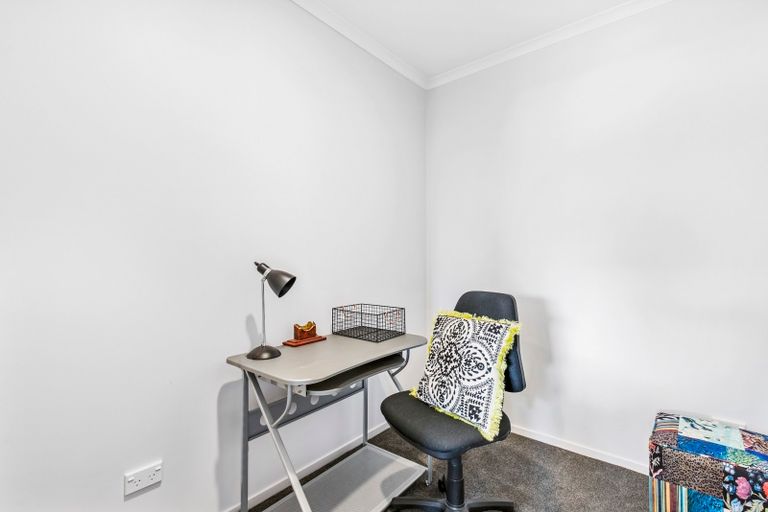 Photo of property in 2/107 Edinburgh Street, Pukekohe, 2120