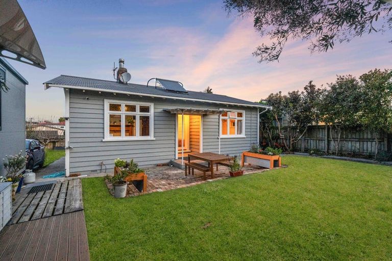 Photo of property in 1/11 Berkeley Road, Manurewa, Auckland, 2102