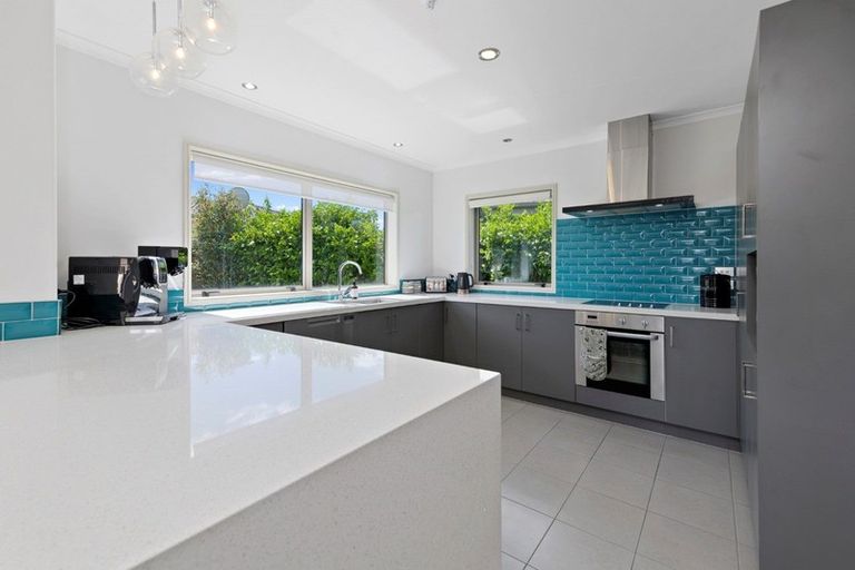 Photo of property in 40 Gibson Place, Papamoa Beach, Papamoa, 3118