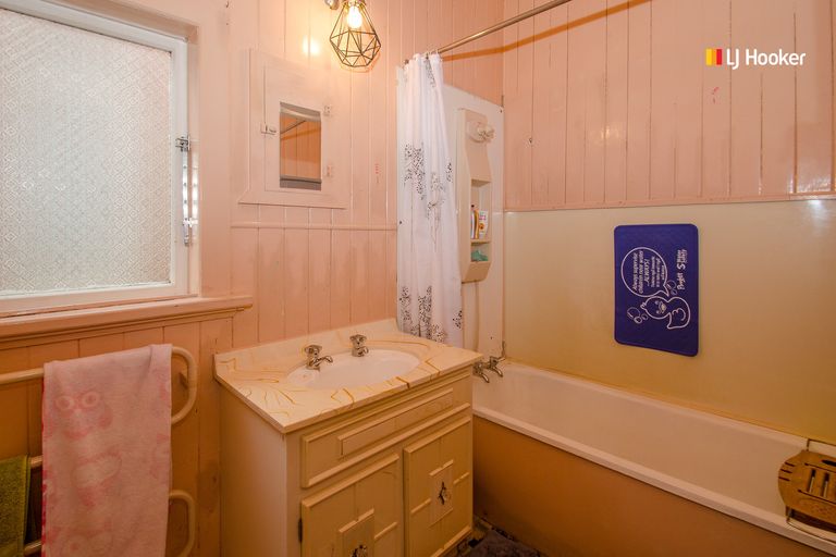 Photo of property in 76 Fawcett Street, South Dunedin, Dunedin, 9012