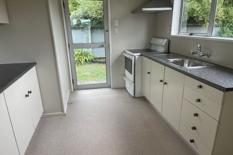 Photo of property in 9b Collingwood Place, Rangiora, 7400