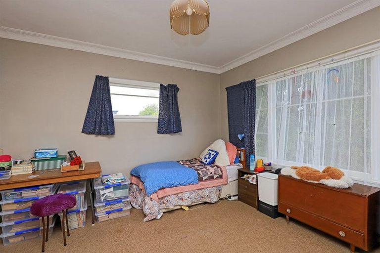 Photo of property in 222 Mayfair Avenue, Mayfair, Hastings, 4122