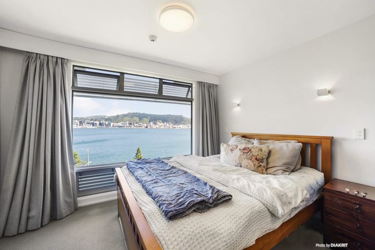 Photo of property in The Capital, 21/370 Oriental Parade, Oriental Bay, Wellington, 6011