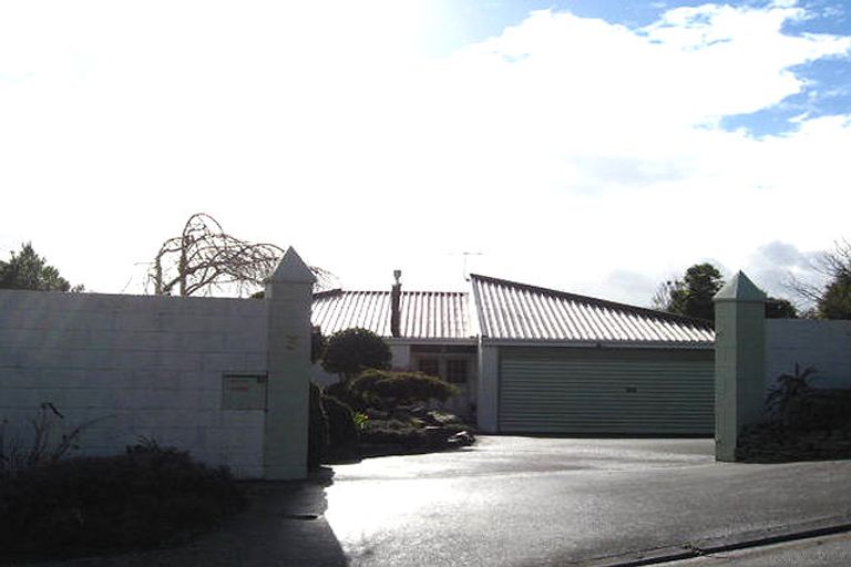 Photo of property in 3 Nehru Place, Cashmere, Christchurch, 8022