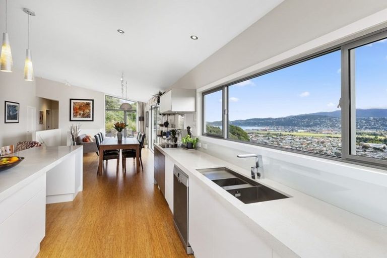 Photo of property in 85e Seatoun Heights Road, Seatoun, Wellington, 6022