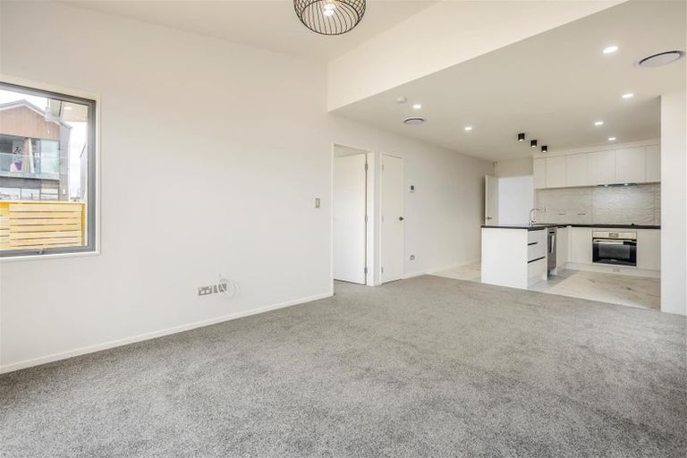 Photo of property in 22 Fredrick Hanson Road, Papakura, 2110