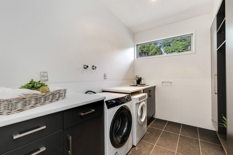 Photo of property in 47 Harry Dreadon Road, Opaheke, Papakura, 2584