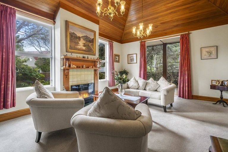 Photo of property in 48 Hautana Street, Woburn, Lower Hutt, 5010