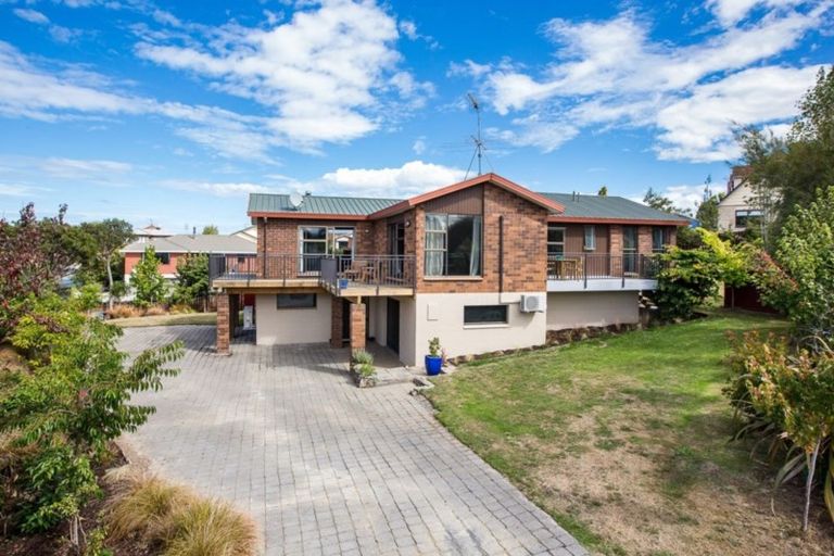 Photo of property in 6 Hogan Place, Fairfield, Dunedin, 9018