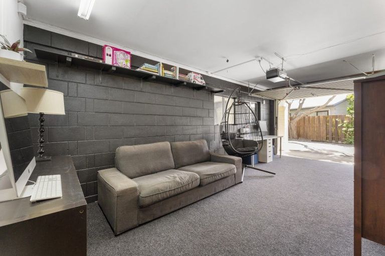 Photo of property in 67 Queens Road, Waikanae Beach, Waikanae, 5036