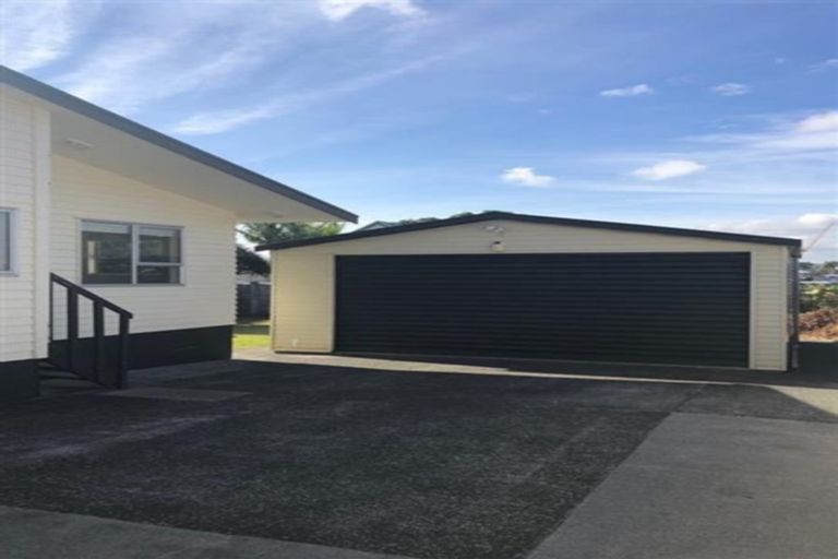 Photo of property in 25 Roberts Avenue, Bayswater, Auckland, 0622