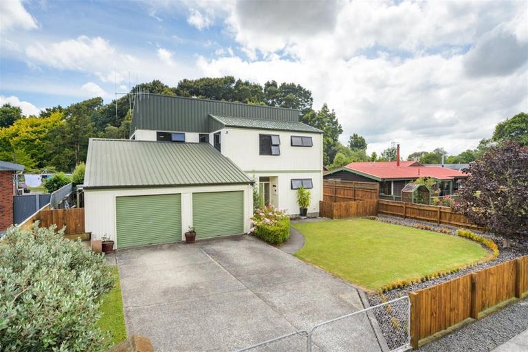 Photo of property in 36 Wanganui Road, Marton, 4710