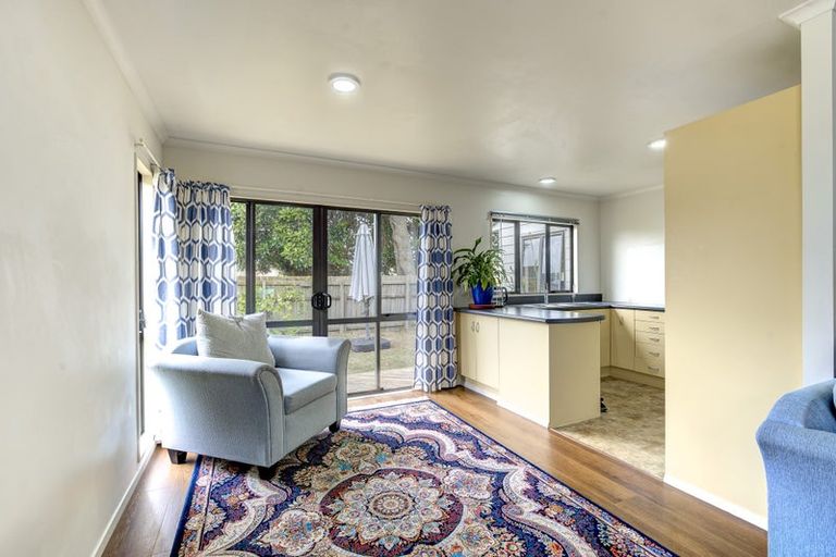 Photo of property in 2 Whinfell Lane, Nawton, Hamilton, 3200