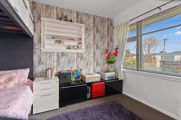 Photo of property in 23 Barclay Place, Burwood, Christchurch, 8061