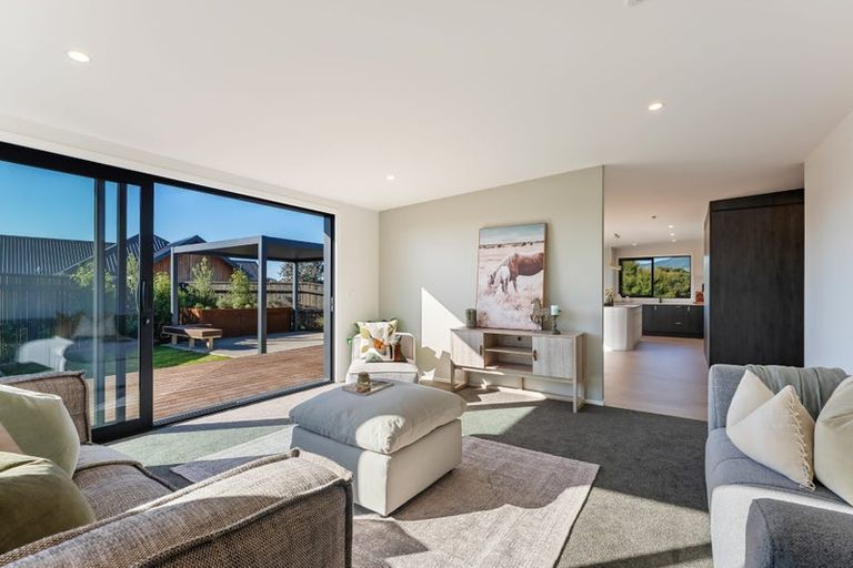 Photo of property in 42 Anderson Park Drive, Waikanae, 5036