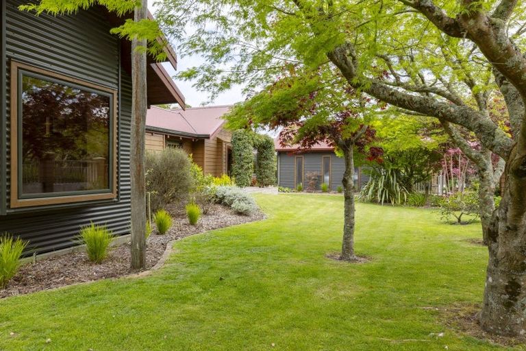 Photo of property in 51 Chesham Avenue, Waipahihi, Taupo, 3330