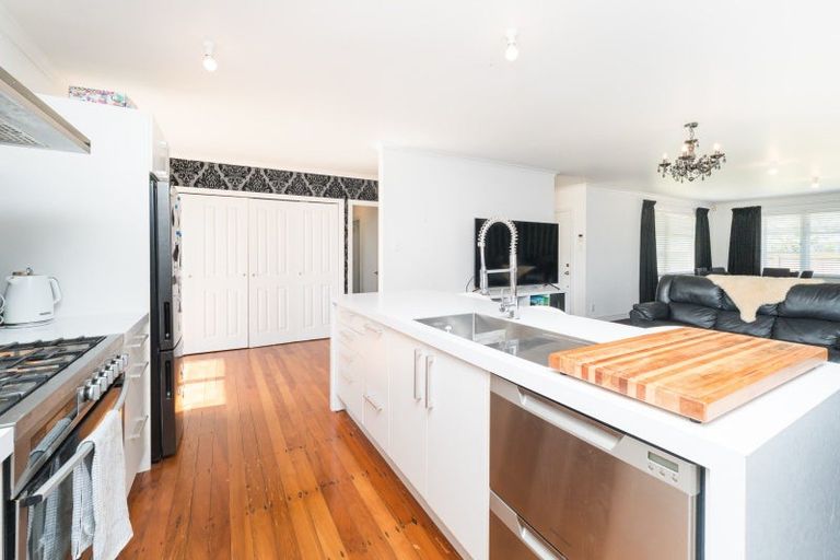 Photo of property in 9 Richmond Avenue, Takaro, Palmerston North, 4410