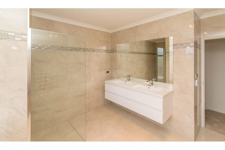 Photo of property in 5 Milano Lane, Wigram, Christchurch, 8025