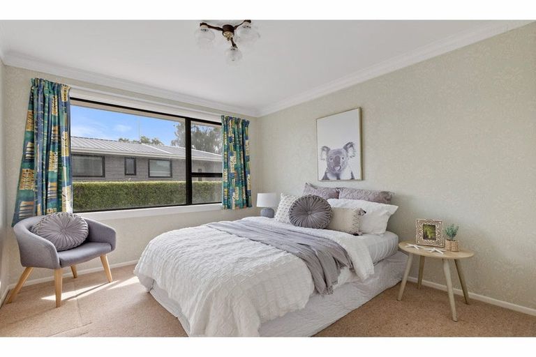 Photo of property in 9 Doyle Place, Avondale, Christchurch, 8061