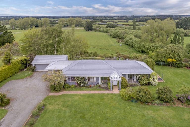 Photo of property in 980 Oxford Road, Fernside, Rangiora, 7471