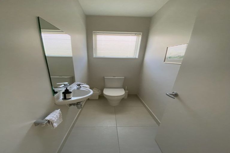 Photo of property in 20 Lydiard Place, Beachlands, Auckland, 2018